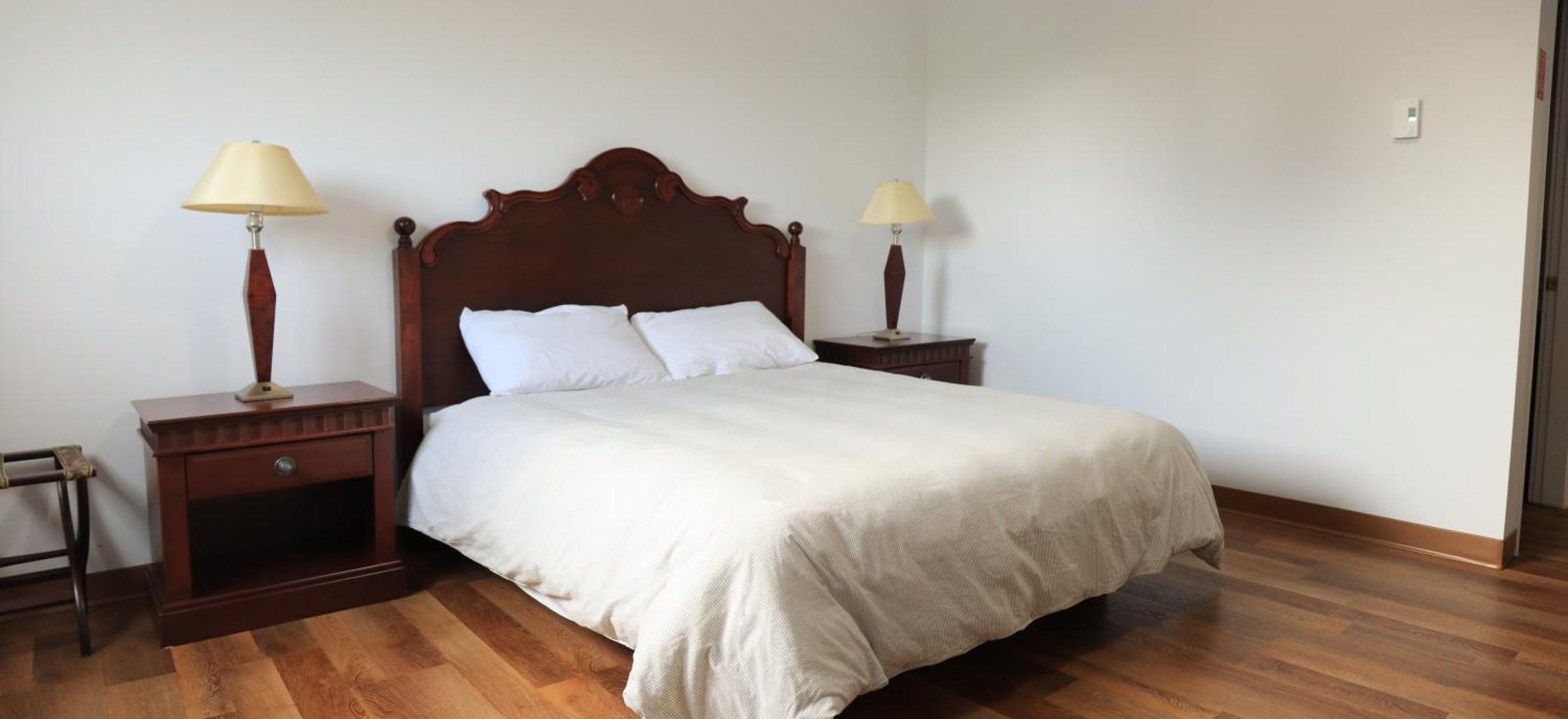 Motel M Saint-Adelme Bagian luar foto